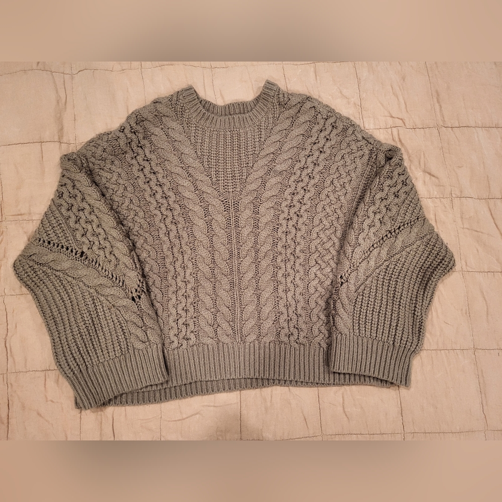 DYNAMITE cable knit sweater. Women's XL in a terracotta colour.